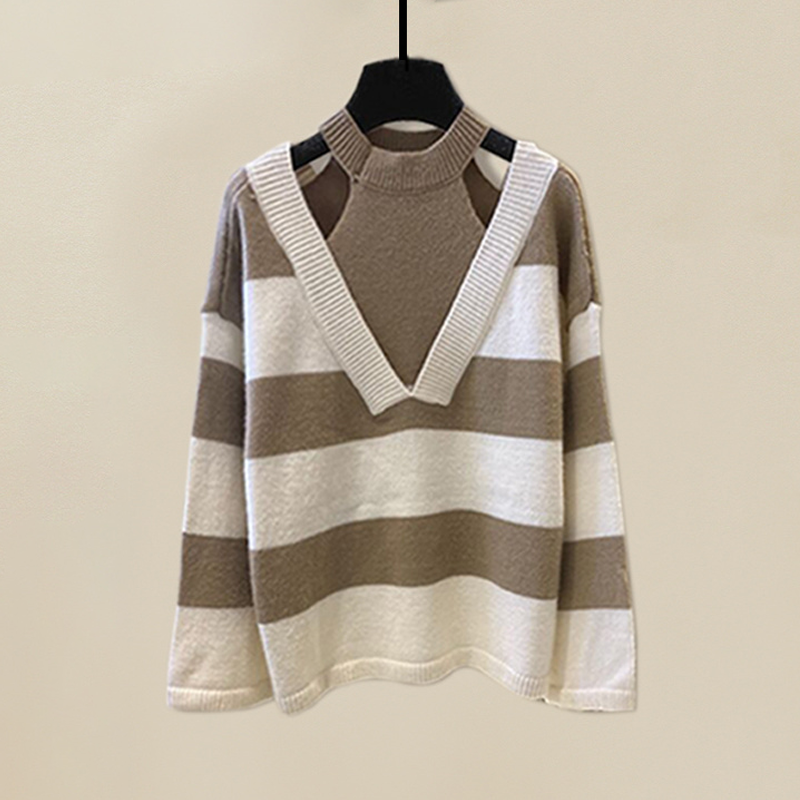 Women's Knitwear Lounge Set - Striped V-Neck Top & Wide-Leg Trousers - Soft & Cozy