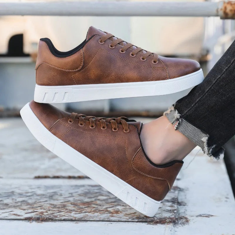 Men’s Leather Lace-Up Shoes – Classic Fit – Streamlined Design – Smart-Casual Wear