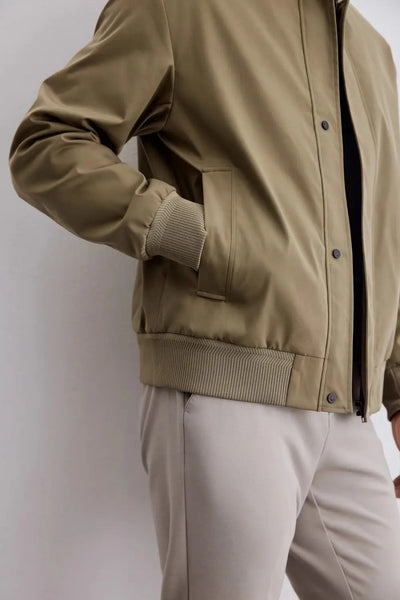 Men’s Jacket – Relaxed Fit – Classic Collar – Button Front – Ribbed Cuffs – Side Pockets