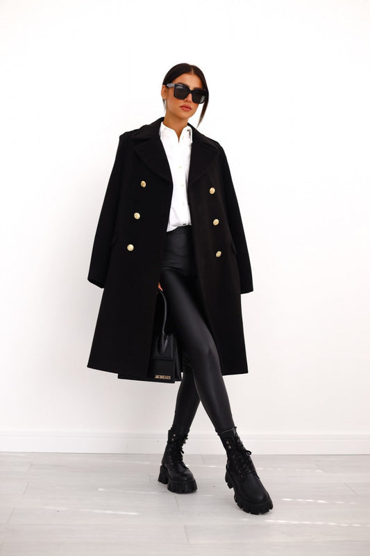 Women’s Double-Breasted Coat – Tailored Fit – Knee Length – Luxury Fabric – Wide Lapels