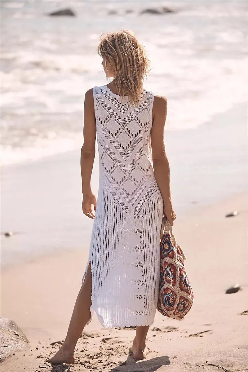 Women’s Midi Dress – Relaxed Fit – Mesh Knit – V-Neck – Geometric Pattern – Side Slit