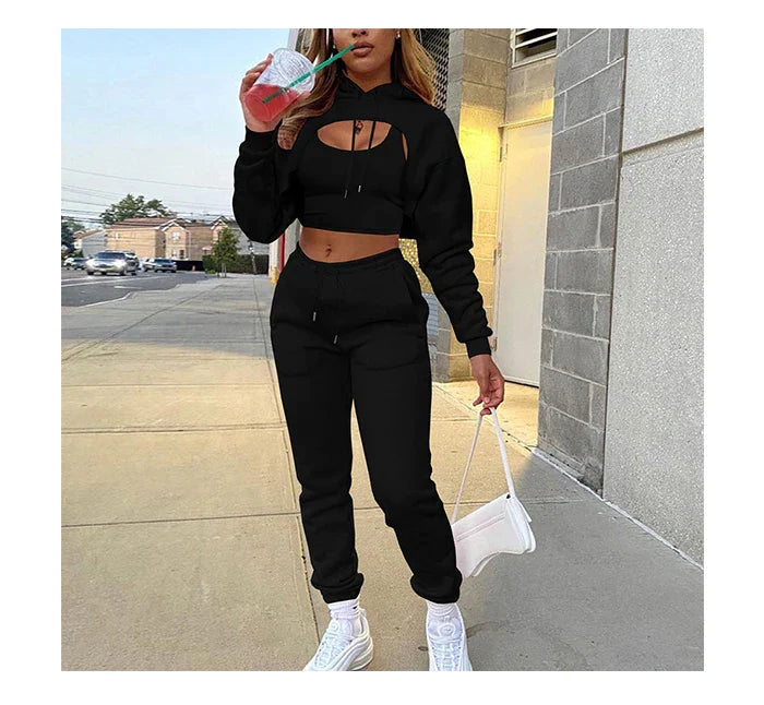 Stylish 3-piece women's jogging pants & sweater set