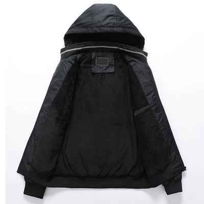 Men's hooded jacket with multiple pockets