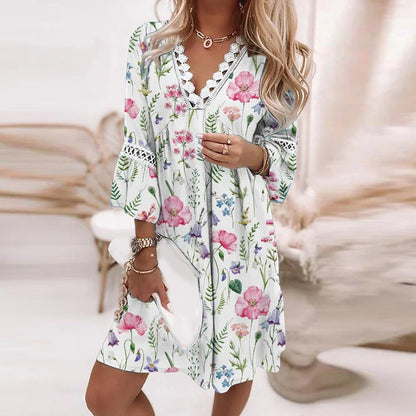 Women’s Knee-Length Dress – Relaxed Fit – V-Neck – Floral Print – Lace Trim – Breathable Blend