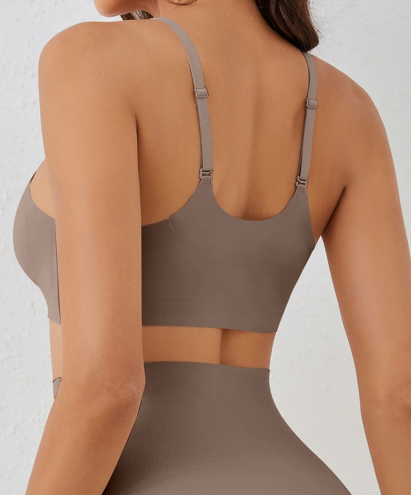 Women’s Seamless Bra – Wireless Fit – Adjustable Straps – Soft Breathable Blend