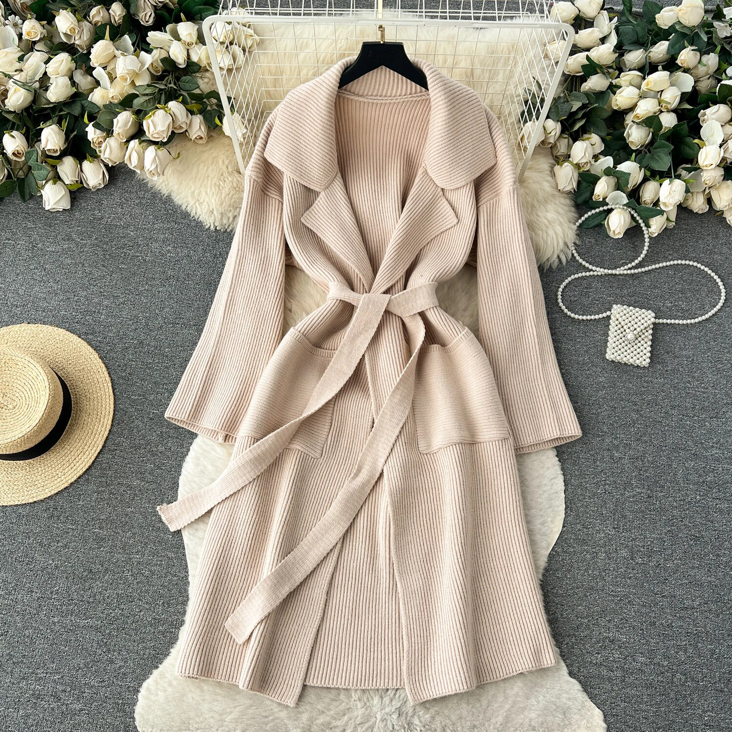 Women's loose knit coat with lapel collar