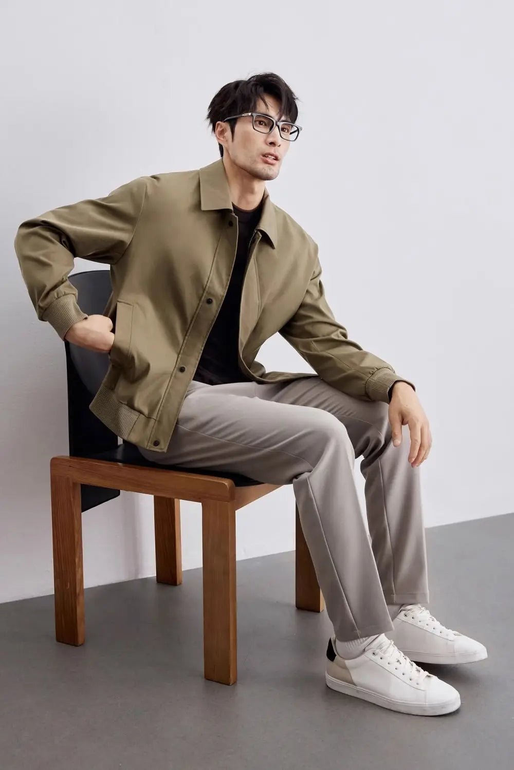 Men’s Jacket – Relaxed Fit – Classic Collar – Button Front – Ribbed Cuffs – Side Pockets