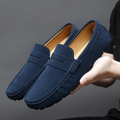 Men’s Slip-On Shoes – Lightweight Moccasin Style – Cushioned Lining – Outdoor Casual Wear