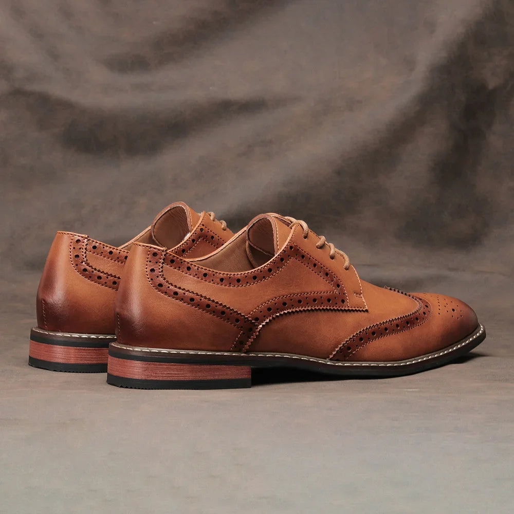 Men’s Oxford Shoes – Leather Wingtip Brogue – Retro Lace-Up Casual Outdoor Style