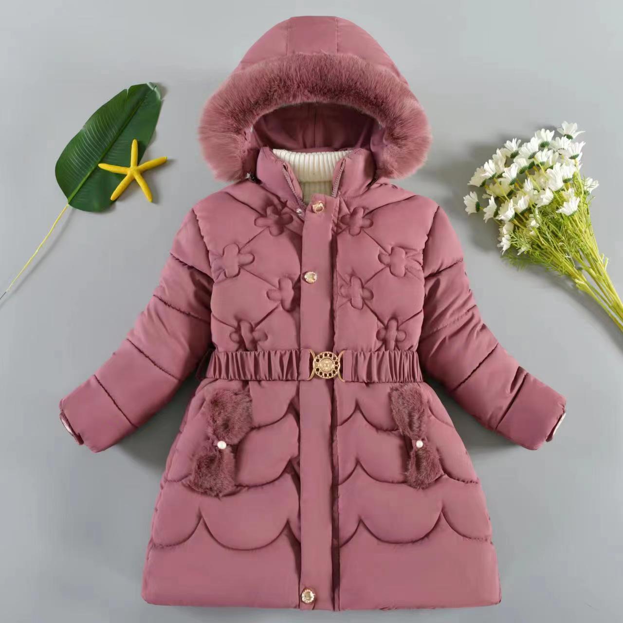 Baby girl winter coat with hood and long sleeves