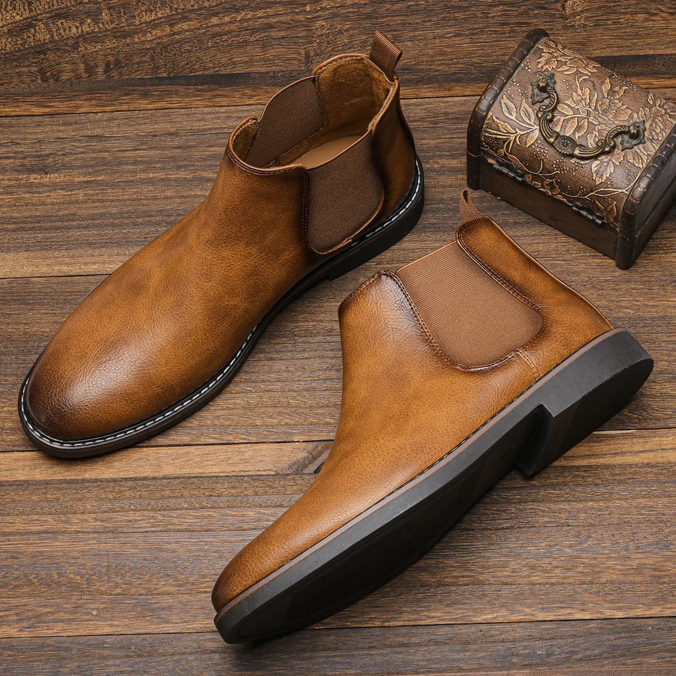 Men's classic boots with elastic sides