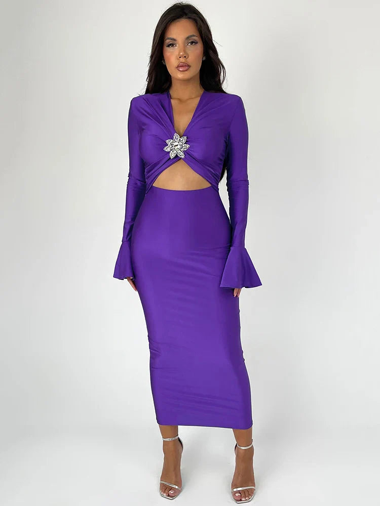 Women's Evening Dress - Bodycon Fit - V-Neck - Flared Long Sleeves - Cut-Out Waist