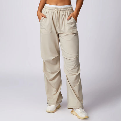 Women's quick drying pants with elastic waistband and pockets