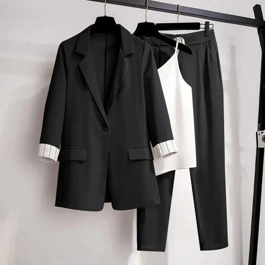 Women’s Blazer Set – Structured Fit – Notched Lapel – Single Button – Turned Cuff – Wool Blend