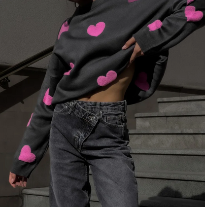 Women's loose fit sweater heart print