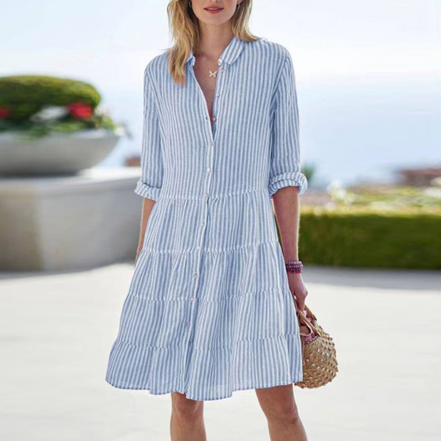 Women's breezy chic summer dress