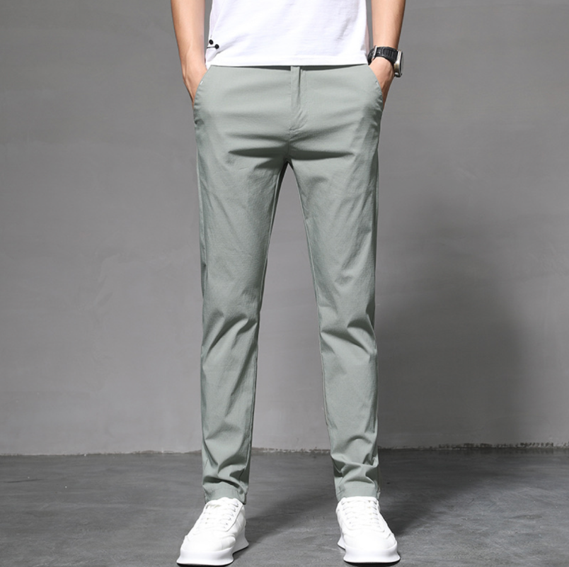 Water-Repellent Stretch Fit Trousers with Modern Design