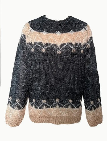 Women's elegant round neck sweater