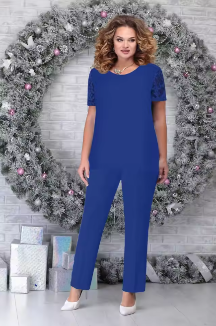 Women’s Three-Piece Suit Set – Relaxed Fit – Sheer Long Sleeve – Asymmetrical Hem – Breathable Blend