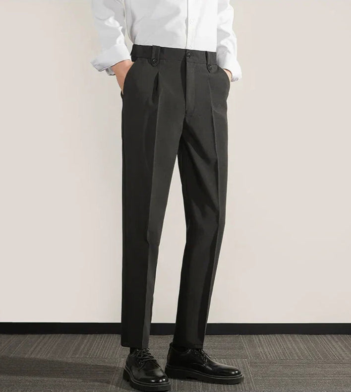Men’s Trousers – Classic Fit – Pleated Front – Straight Leg – Cotton Blend