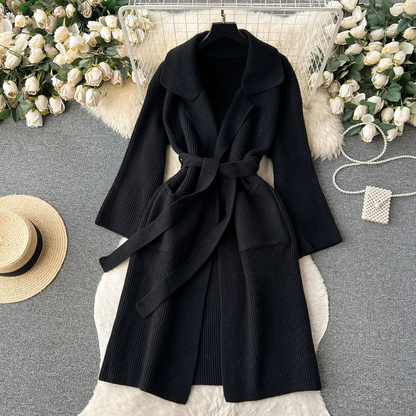 Women's loose knit coat with lapel collar