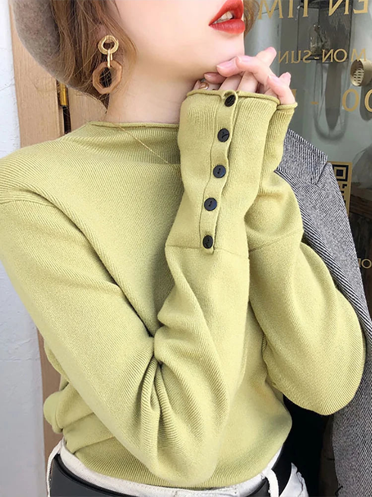 Women's knitted turtleneck sweater