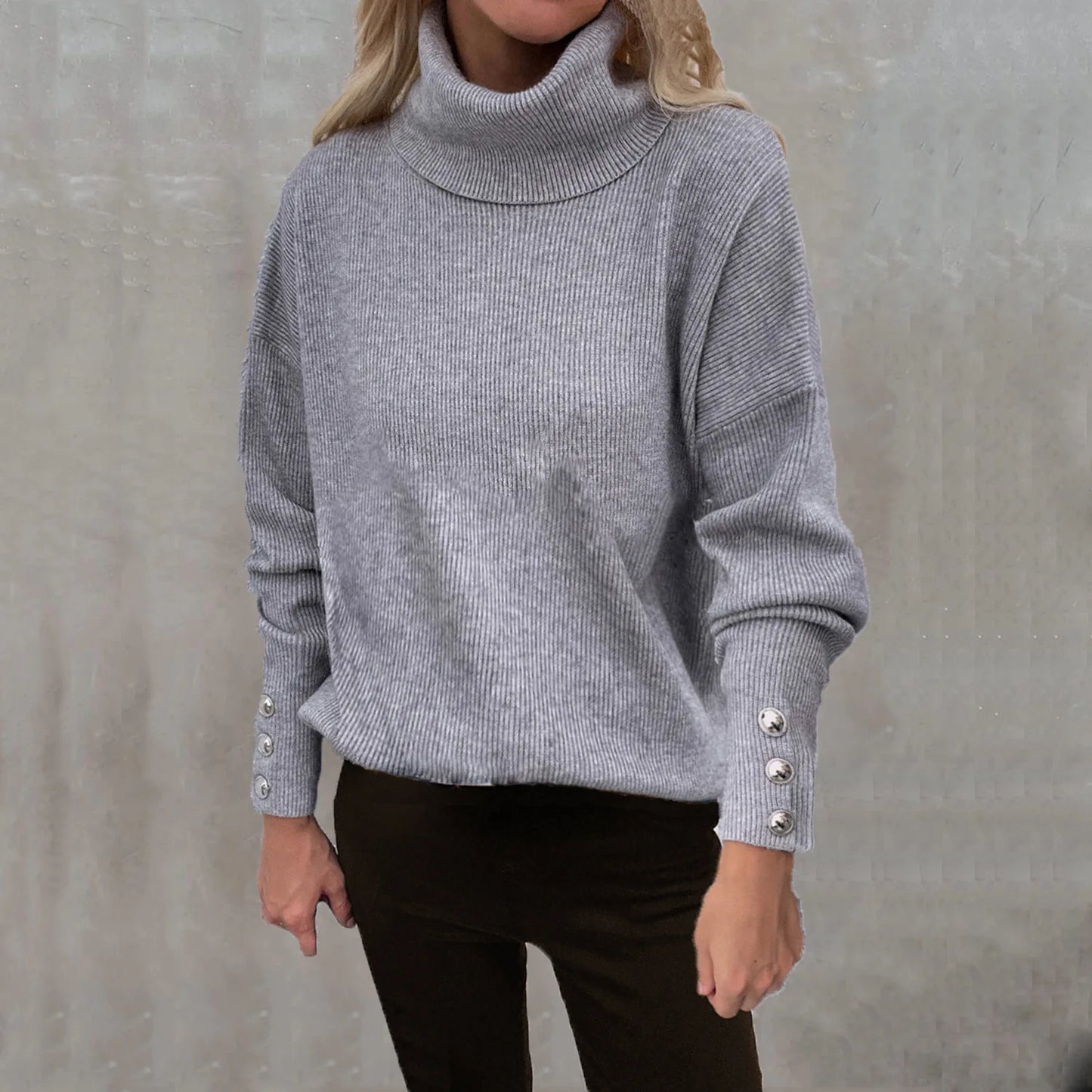 Women's casual knitted sweater with high neck