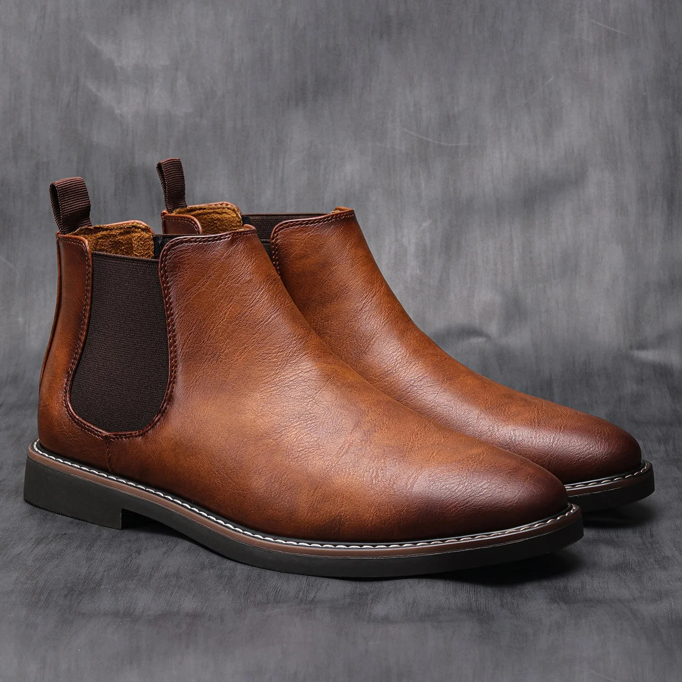 Men's classic boots with elastic sides