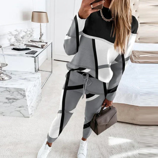 Women's Two-Piece Sweatsuit - Relaxed Fit Knit Set - Geometric Pattern - Drawstring Waist