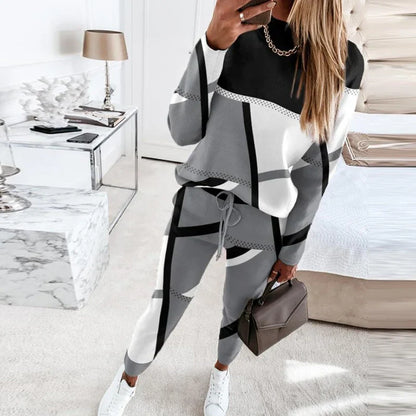 Women's Two-Piece Sweatsuit - Relaxed Fit Knit Set - Geometric Pattern - Drawstring Waist