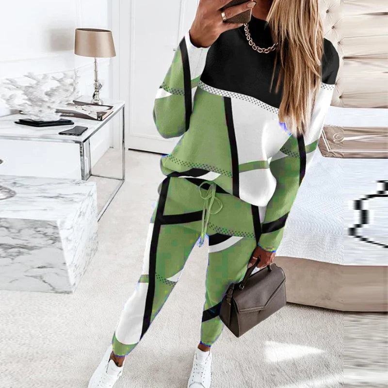 Women's Two-Piece Sweatsuit - Relaxed Fit Knit Set - Geometric Pattern - Drawstring Waist