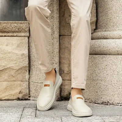 Men’s Leather Moccasins – Slip-On Design – Cushioned Sole – Casual Everyday Fit