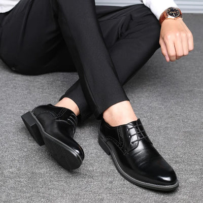 Men’s Leather Oxford Shoes – Classic Lace-Up – Formal Brogue Detailing