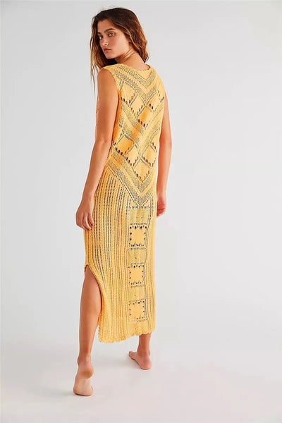 Women’s Midi Dress – Relaxed Fit – Mesh Knit – V-Neck – Geometric Pattern – Side Slit