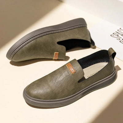 Men’s Leather Moccasins – Slip-On Design – Cushioned Sole – Casual Everyday Fit