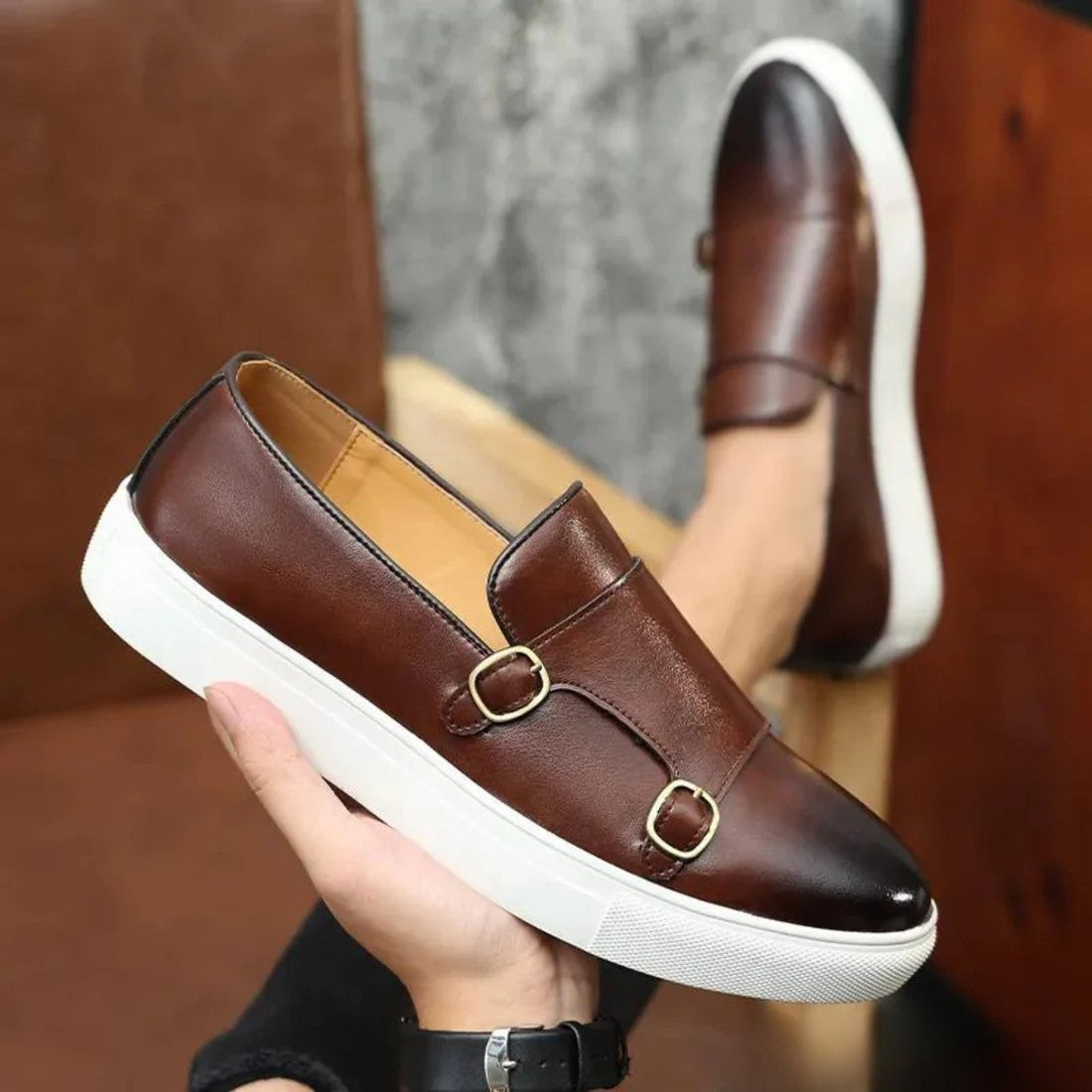 Men's Loafers – Smooth Leather – Slip-On – Metal Buckle – Rubber Sole – Classic Fit