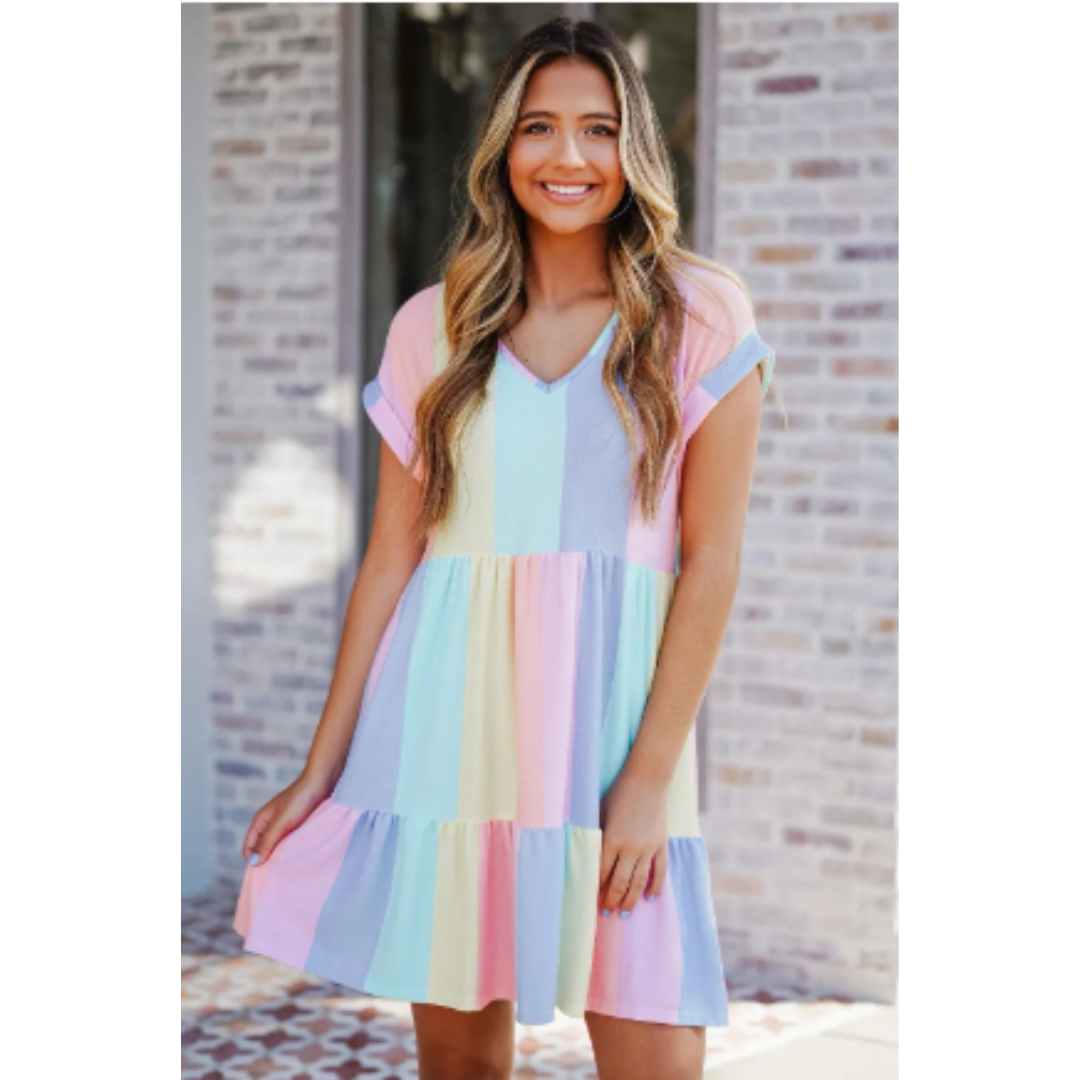 Women's Knee-Length Dress - Relaxed Fit - V-Neck - Short Rolled Sleeves - Tiered Design