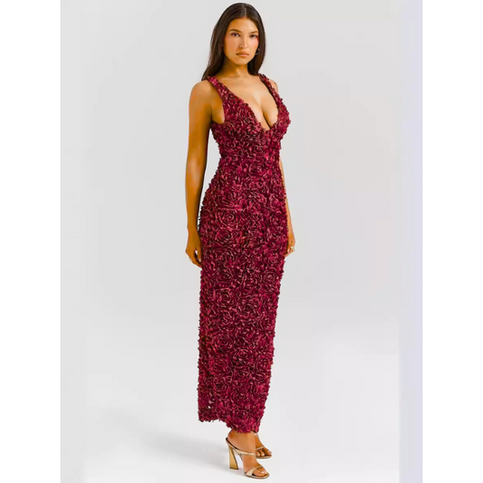 Women’s Evening Dress – Slim Fit – Full Length – 3D Floral Detail – Plunging Neckline