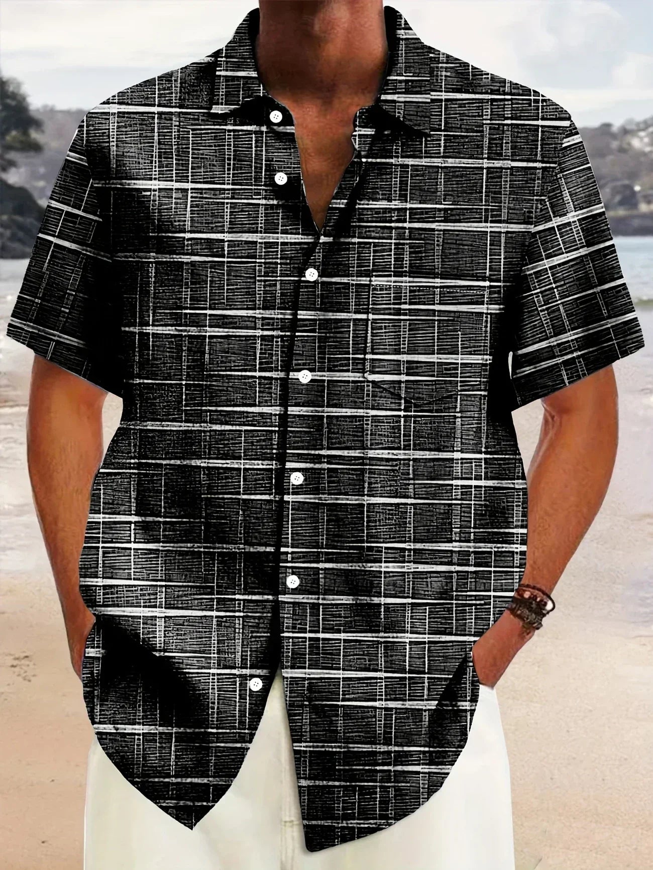 Men’s Short Sleeve Shirt – Plaid Pattern – Regular Fit – Button Down – Breathable Blend
