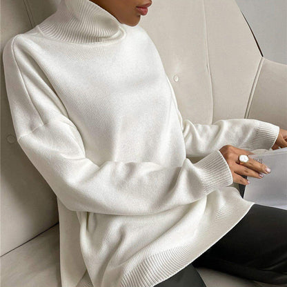 Women's high-neck sweater with long sleeves