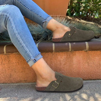 Women’s Slip-On Sandals – Cushioned Insole – Adjustable Strap – Supportive Fit