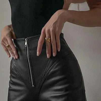 Women's High-Waisted Leather Look Pants - Fitted Design - Front Zip Detail