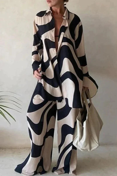 Women's Coordinated Set - Button-Up Shirt & Wide-Leg Pants - Relaxed Fit - Abstract Pattern