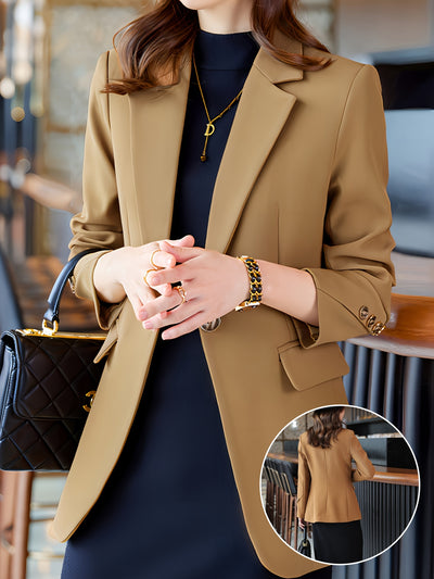Single-breasted tailored blazer for women