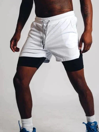 Men's fitness shorts with double layer