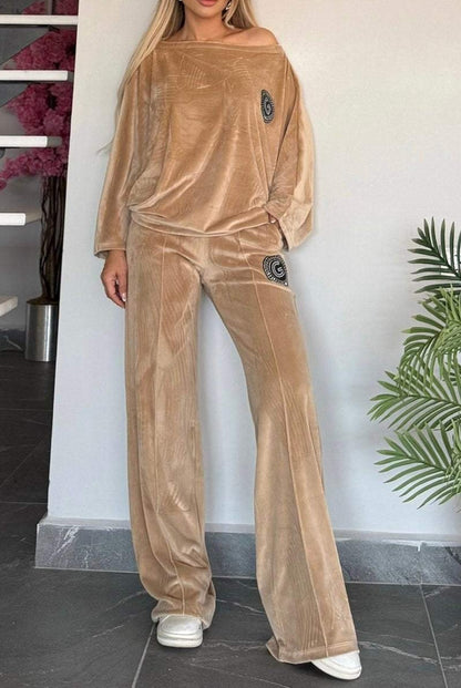 Women's Loungewear Set - Velvety Soft - Oversized Top & Wide-Leg Trousers - Relaxed Fit