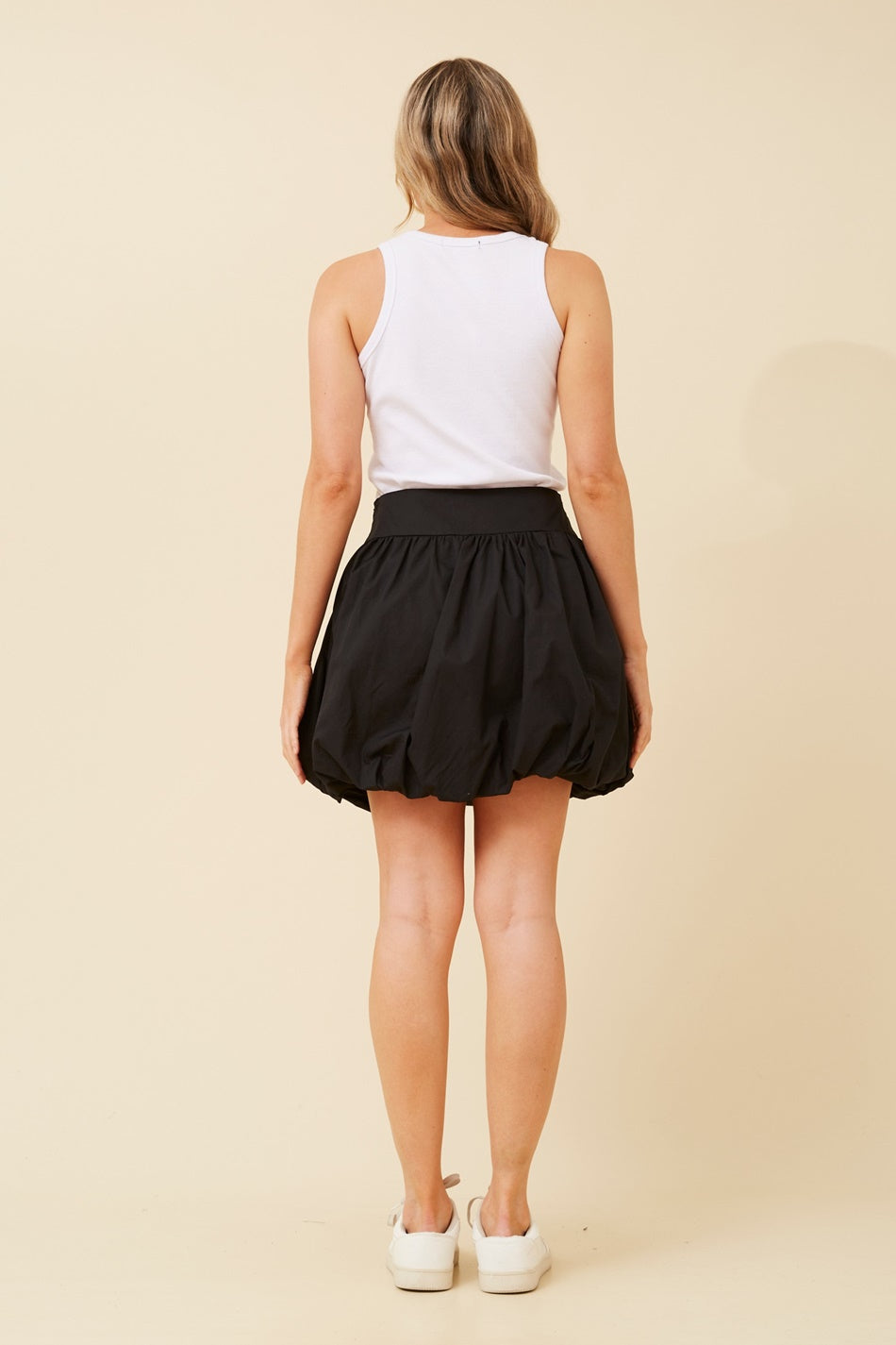 Women’s Bubble Mini Skirt - Voluminous Fit - Lightweight Structured Fabric - Fitted Waist