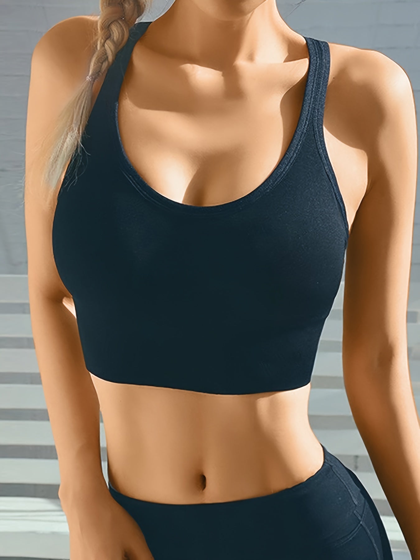 Women’s Sports Bra – Medium Support – Seamless Racerback – Breathable Stretch Fit