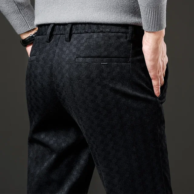 Men's straight cut casual trousers with diamond pattern