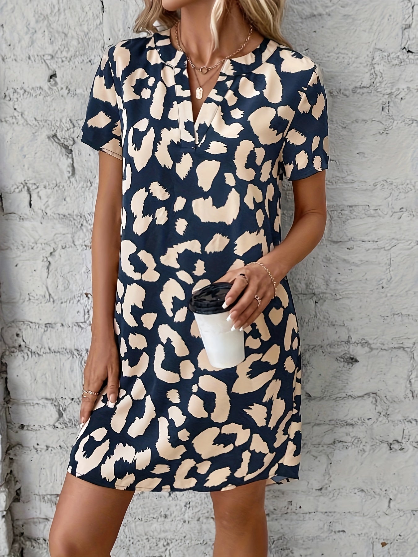 Elegant Leopard Print V-Neck Dress for Women with Short Sleeves